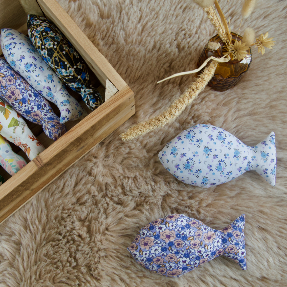 Marin le coussin – Jouet artisanal pour chat en tissu (herbe à chat/ valériane)